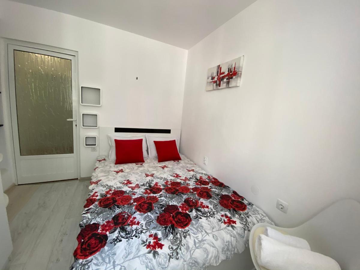 Simona apartment Burgas Esterno foto