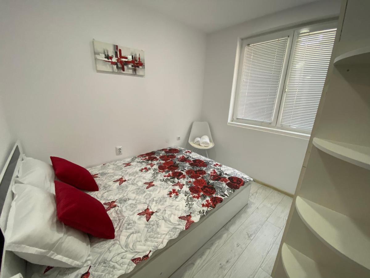 Simona apartment Burgas Esterno foto
