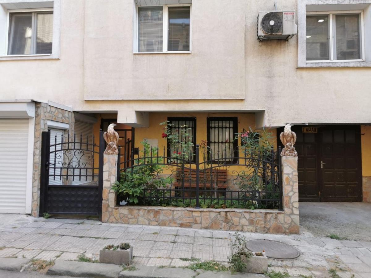 Simona apartment Burgas Esterno foto